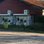 Mobil-home 4chambres-10 Couchages - Parking Gratuit * Gastes