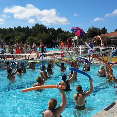 Üdülőközpont Mobil-home 4chambres-10 Couchages - Parking Gratuit - 2 Acces Piscines Inclus Des 3 Nuitees *