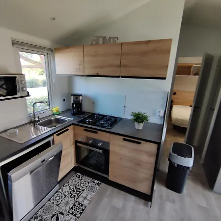 Resort Mobil home 4 ch climatisé 2 à 10 personnes Océan *